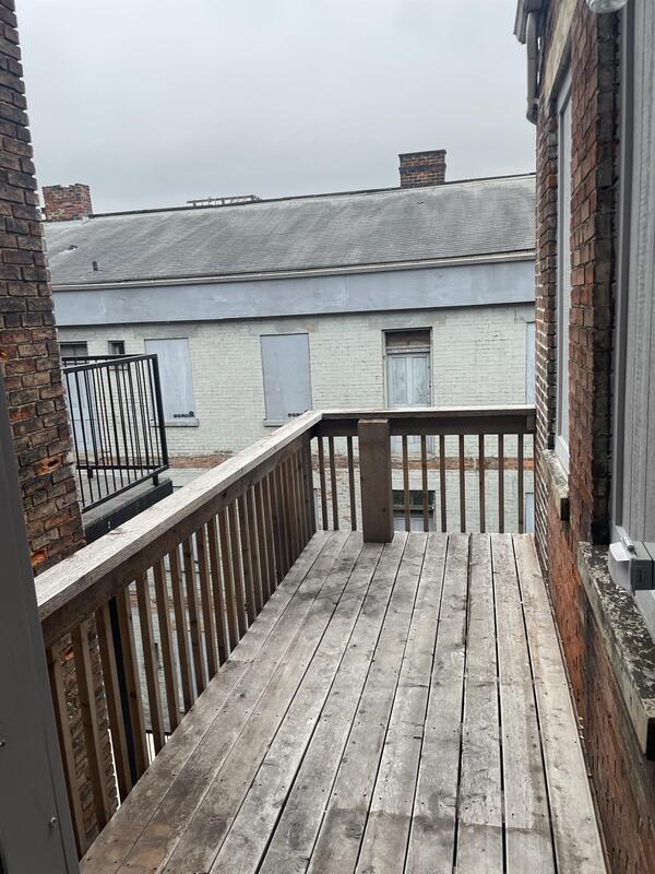 Photo - 107 W Elder St Apartment