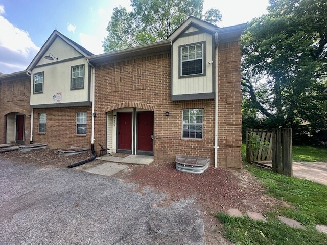 Foto del edificio - 937 Hidden Acres Ct