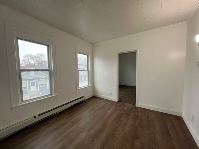 Foto del edificio - 1017 Butternut St