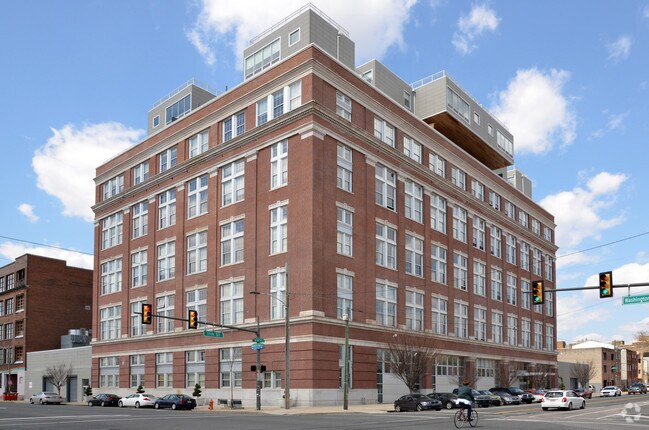 Foto principal - 1101-1133 Washington Ave