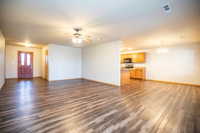 Building Photo - ***11549 W. Old Wire Road***
