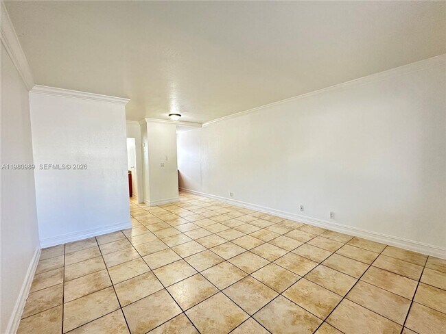 Foto del edificio - 1400 NE 56th St