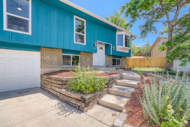 Building Photo - 3331 Red Onion Cir