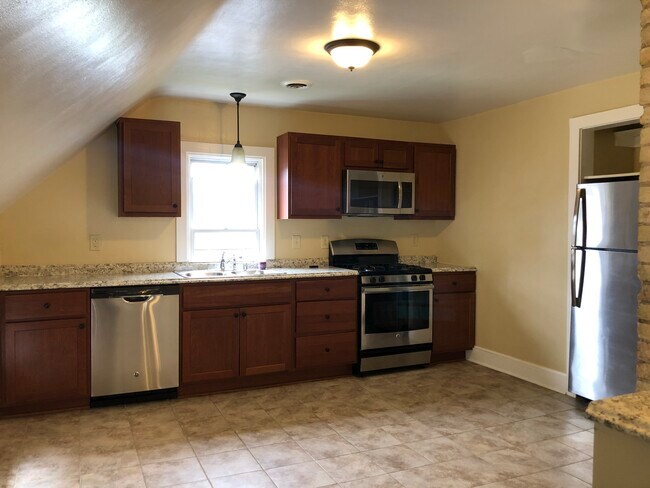 Foto del edificio - 2213 S Robinson Ave