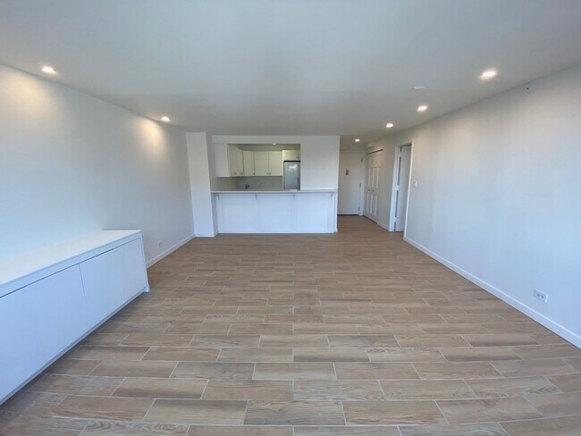 Building Photo - 151 Tremont St