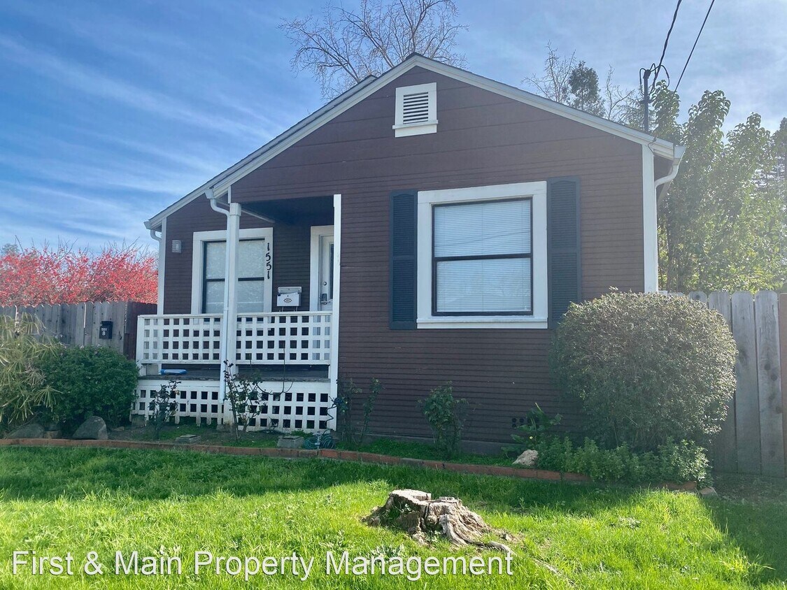 Primary Photo - 2 br, 1 bath House - 1551 Menlo Ave