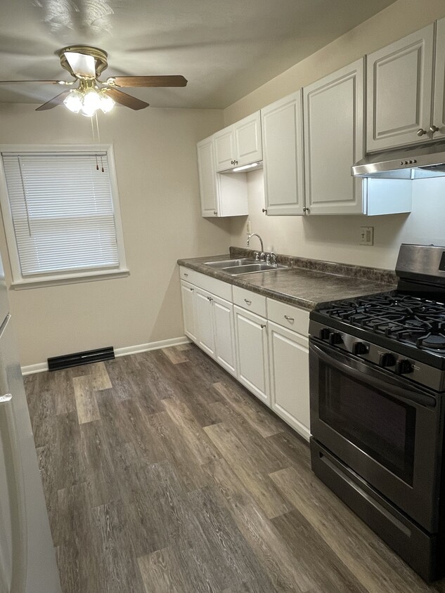 Foto principal - 318 S 2nd St