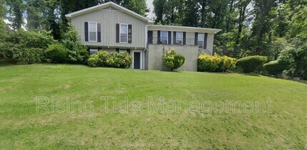 Building Photo - 401 Lance Ln