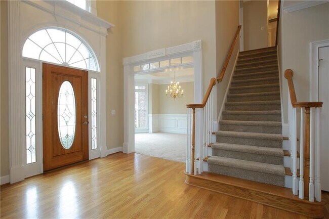Building Photo - 14460 18th Fairway