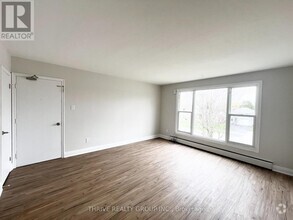 Building Photo - 1-1 Balfour Pl