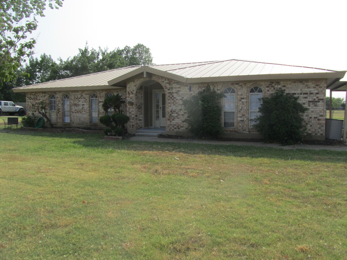 1330 Maxwell Rd, Haslet, TX 76052 House Rental in Haslet, TX