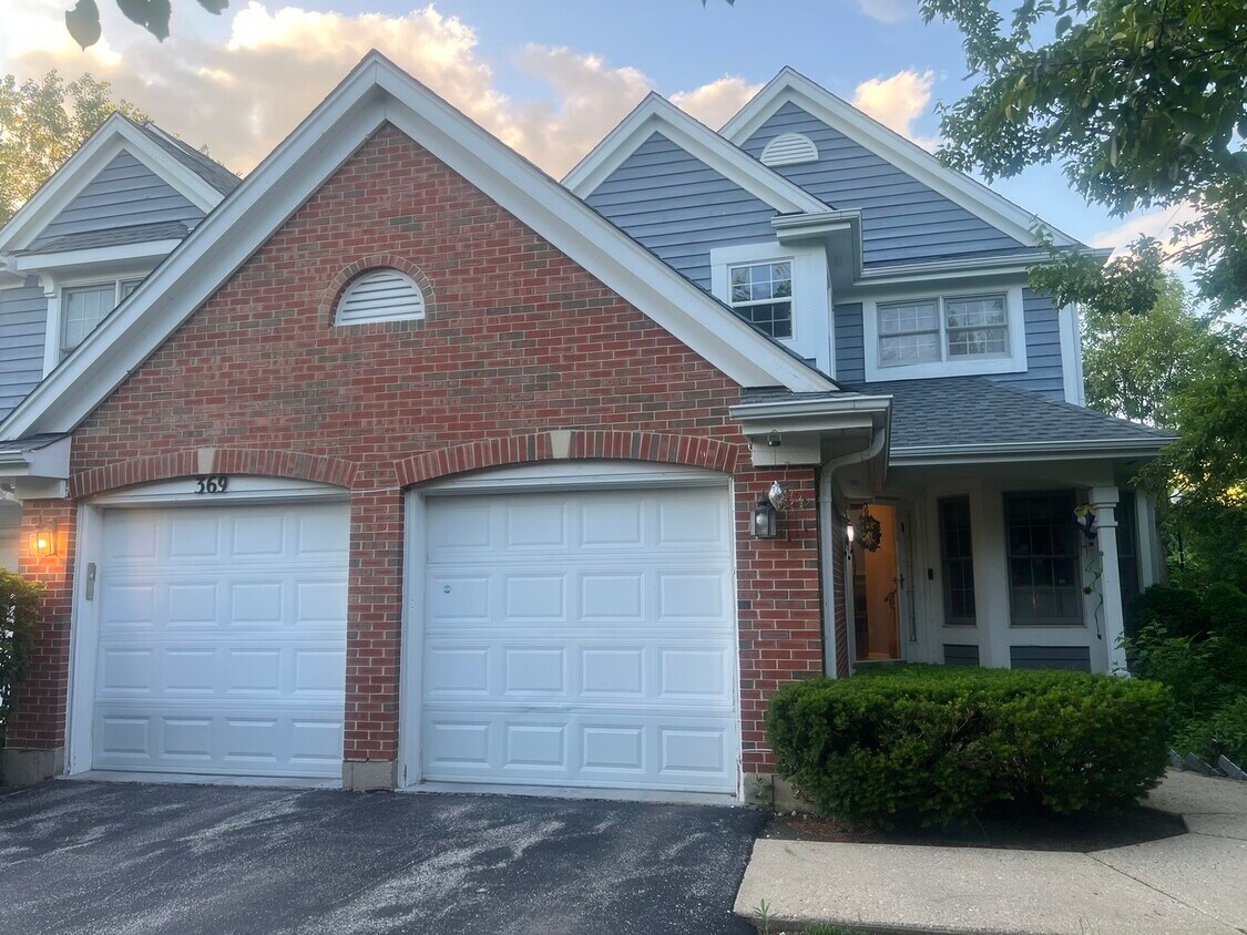 Foto principal - 369 Prairie Meadow Ln