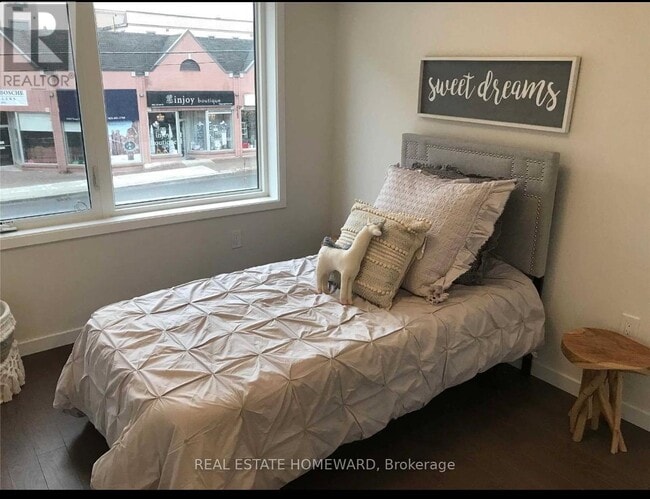 Building Photo - 600 Alex Gardner Cir