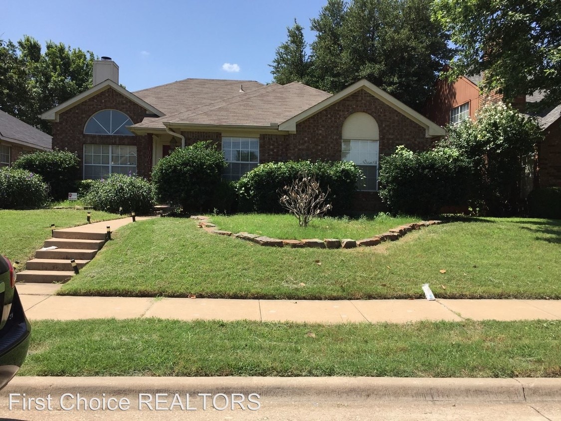 10017 Concord Dr, Frisco, TX 75035 Condo for Rent in Frisco, TX