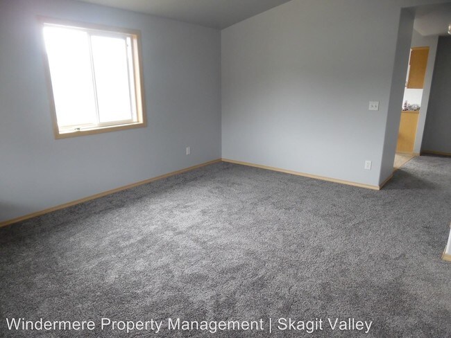 Building Photo - 3 br, 2 bath House - 1511 Portobello Avenue