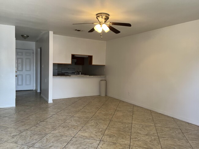 514 Landview Dr Unit C, Fort Walton Beach, FL 32547 - Room for Rent in ...