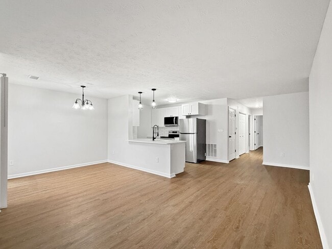Building Photo - 4153 Bell Rd