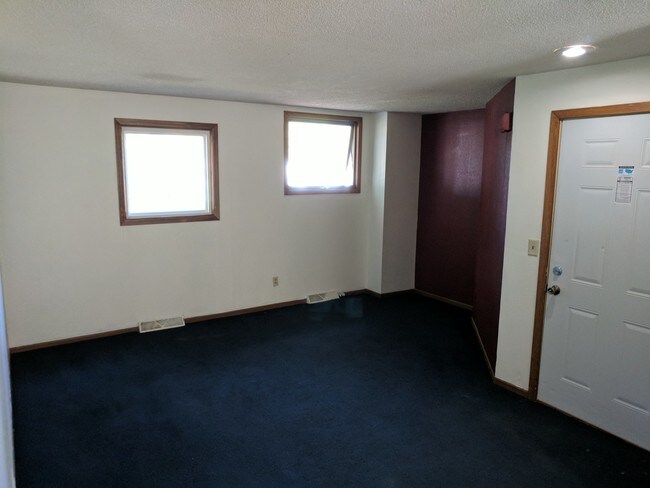 Building Photo - 101 North Lincoln Street, Unit 1