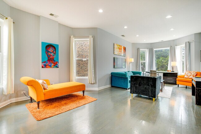 Foto del edificio - 4904 W Fulton St