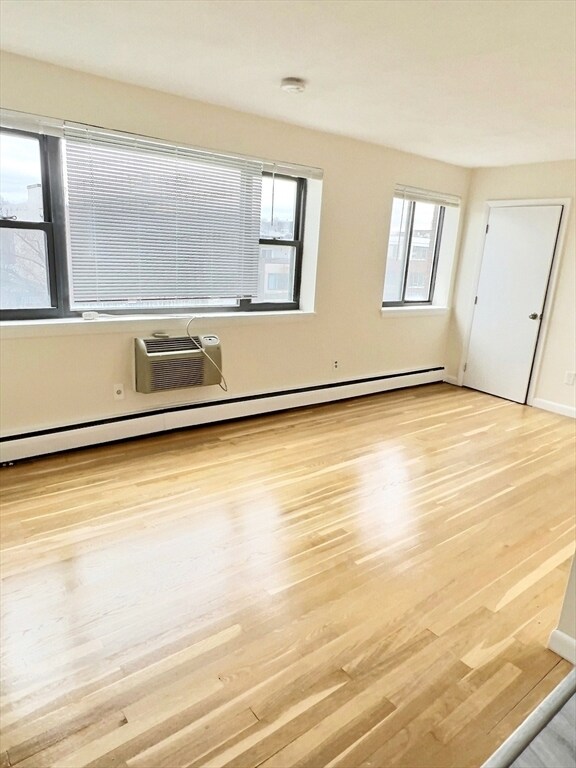 Foto del edificio - 1027 Commonwealth Ave