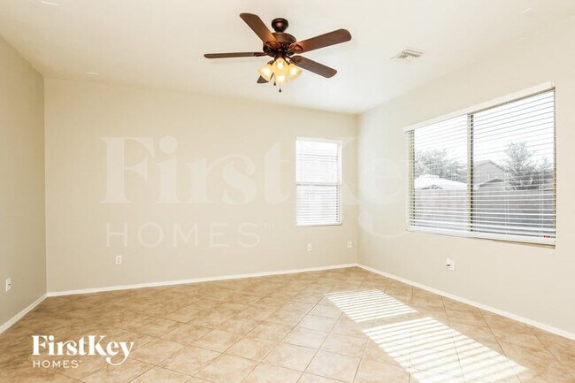 Foto del edificio - 12072 W Formosa Ln