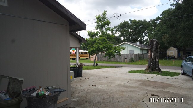 Building Photo - N Orleans 7509