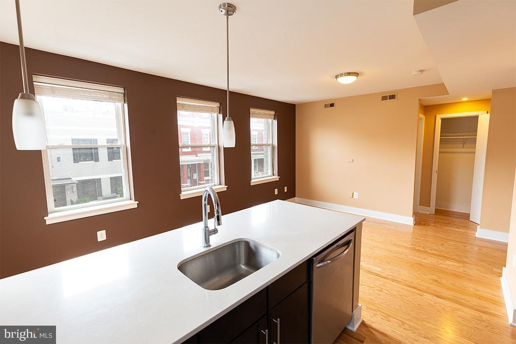 Foto principal - 811 Otis Pl NW
