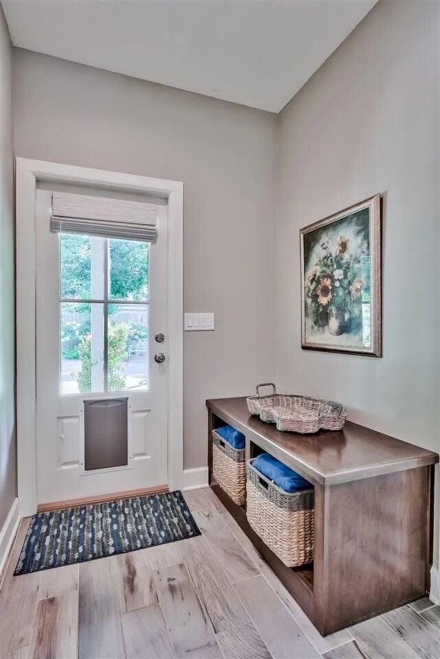 Foto del edificio - 1121 E Maxwell St