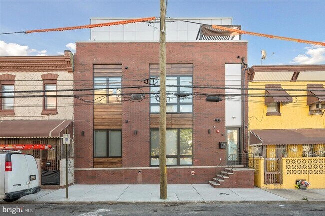 Foto del edificio - 2513 N Howard St