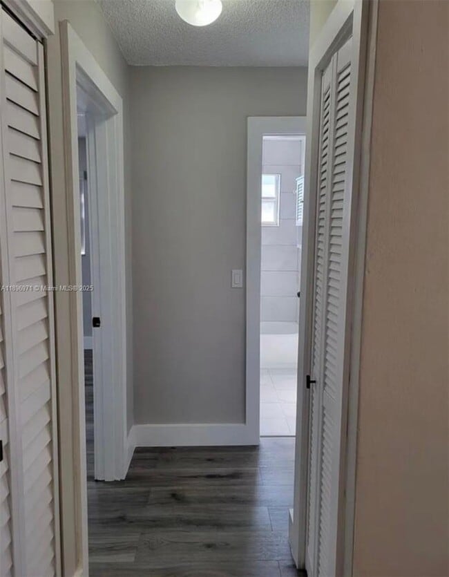 Foto del edificio - 827 SW 11th Ave