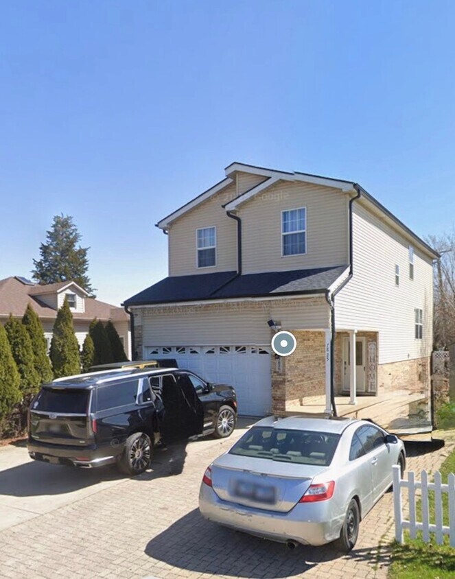 Primary Photo - 7825 Banks St