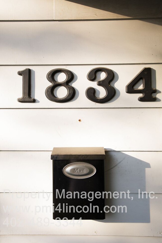 Foto del edificio - 3 Bedroom and 2 bathroom House Short Term ...