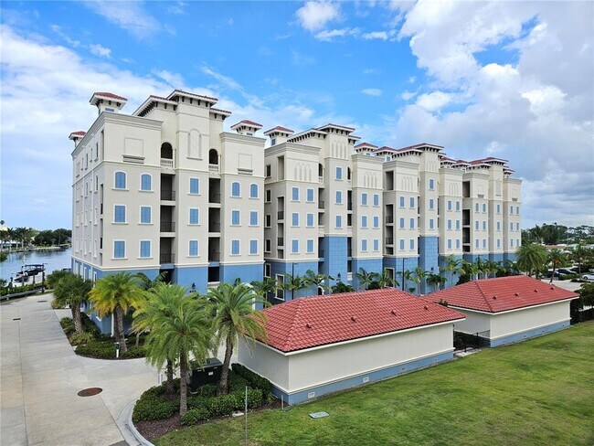 Foto del edificio - 503 S Tamiami Trl