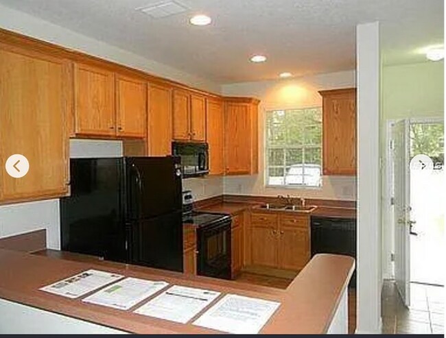 Building Photo - 2039 Fiesta Ridge Ct