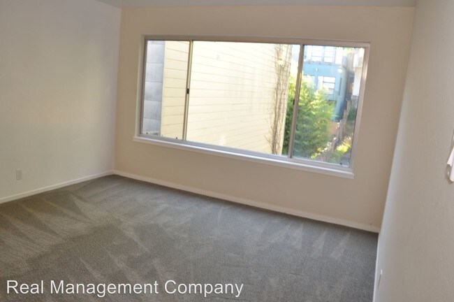 Building Photo - 4229 Cesar Chavez St