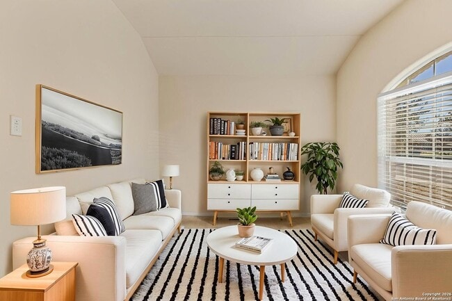 Foto del edificio - 3511 Bennington Way