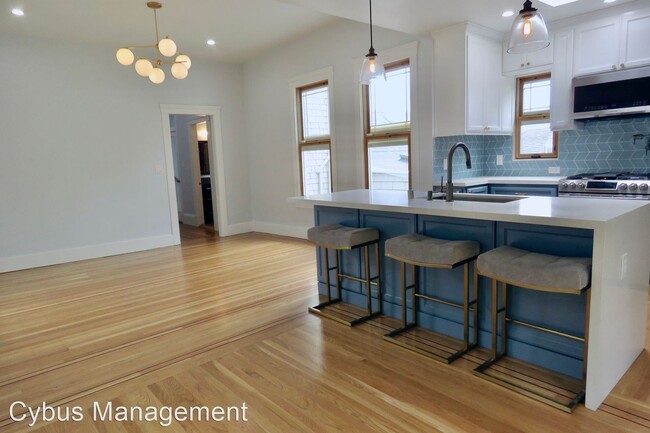 Foto del edificio - 3 br, 2 bath House - 2732 Diamond St