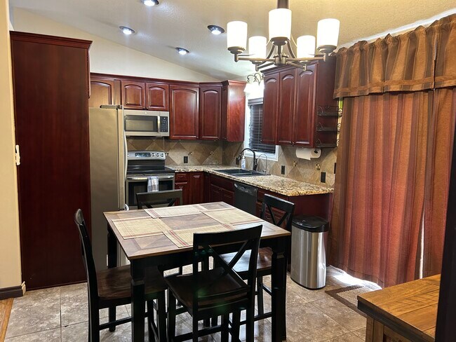 Foto del edificio - 5914 NE 98th Ave