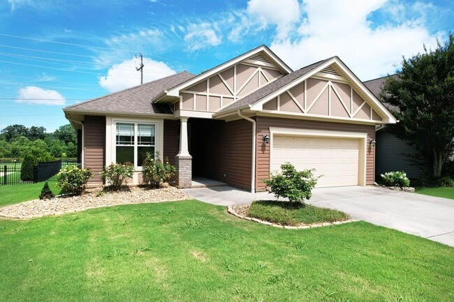 Photo - 955 Dodie Dr House