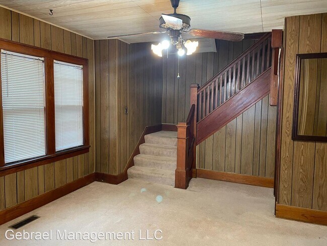 Building Photo - 3 br, 1 bath House - 1114 Crawford st