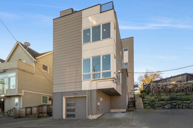 Foto del edificio - 8380 Loyal Way NW