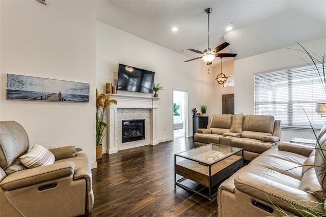 Building Photo - 1150 Foxglove Ln