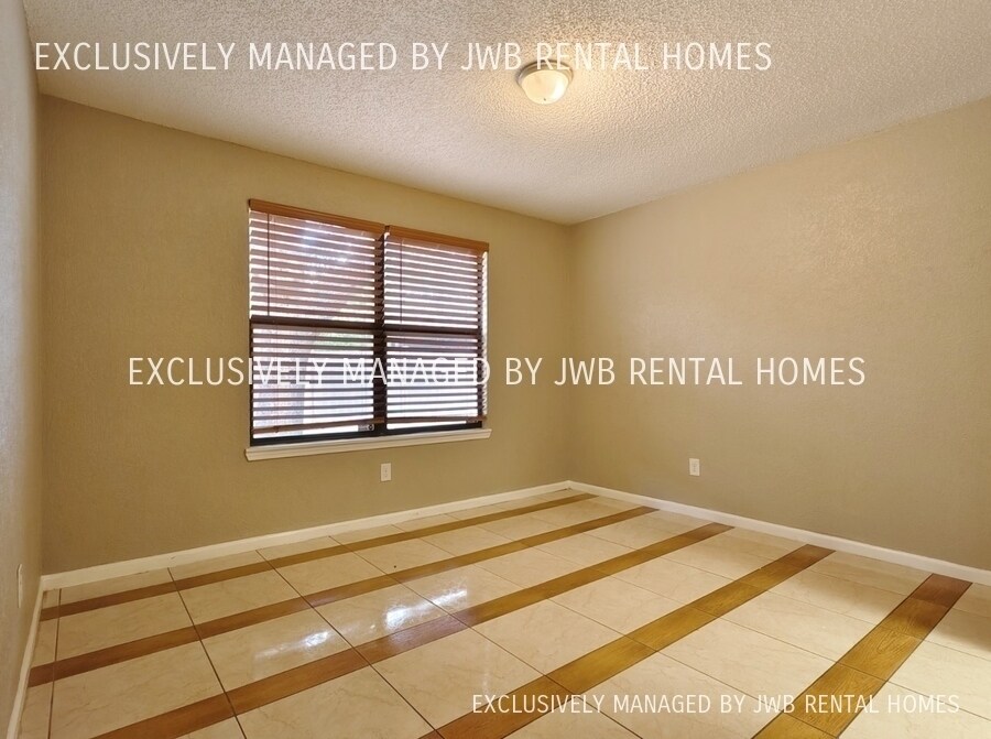 6420 Sable Woods Dr E, Jacksonville, FL 32244 House for Rent in Jacksonville, FL