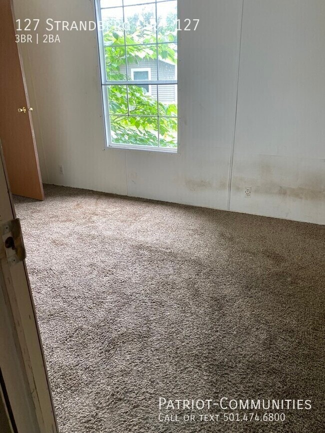 Building Photo - 127 Strandberg Cir