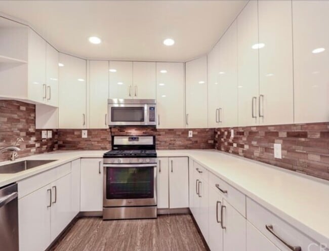 Foto del edificio - 5722 E Stillwater Ave