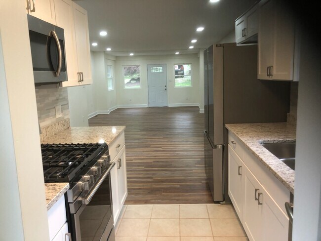 Foto del edificio - 438 W Ingomar Rd