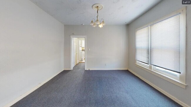 Building Photo - 1299 N 5th St