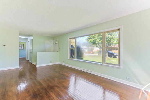 Building Photo - 2035 Halsey Dr