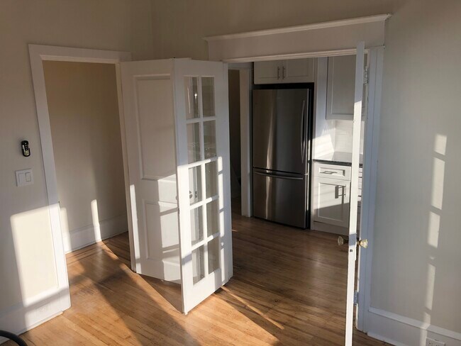 Lots of natural light - 2017 McKean St