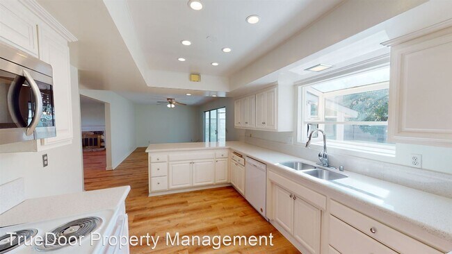 Foto del edificio - 4 br, 2.5 bath House - 608 Lemke Dr